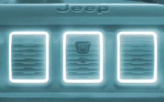 Jeep anunță un nou model eco. Ar putea avea o grilă iluminată
