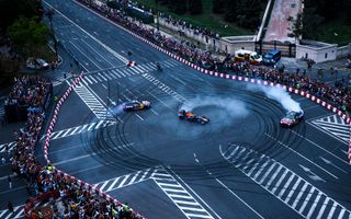 Red Bull a făcut spectacol la București. Peste 50.000 de oameni au venit la Red Bull Show Run