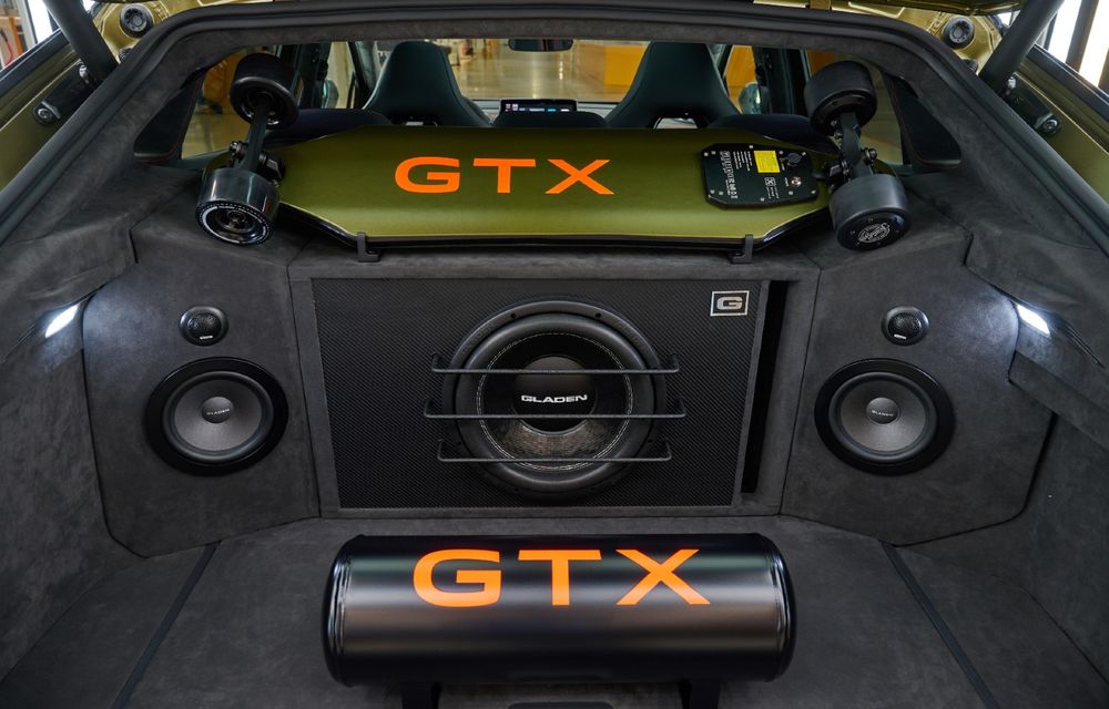 Volkswagen prezintă conceptul ID.5 GTX Xcite: vopsea preluată de la modele Lamborghini - Poza 5