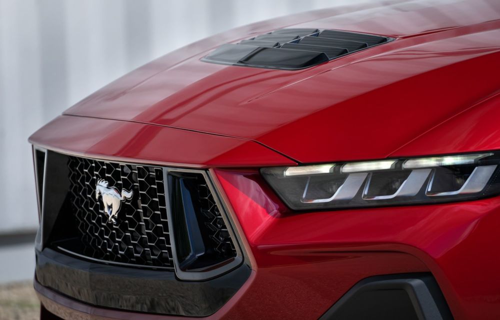 Ford prezintă noua generație Mustang: păstrează motorul V8 și cutia manuală - Poza 27