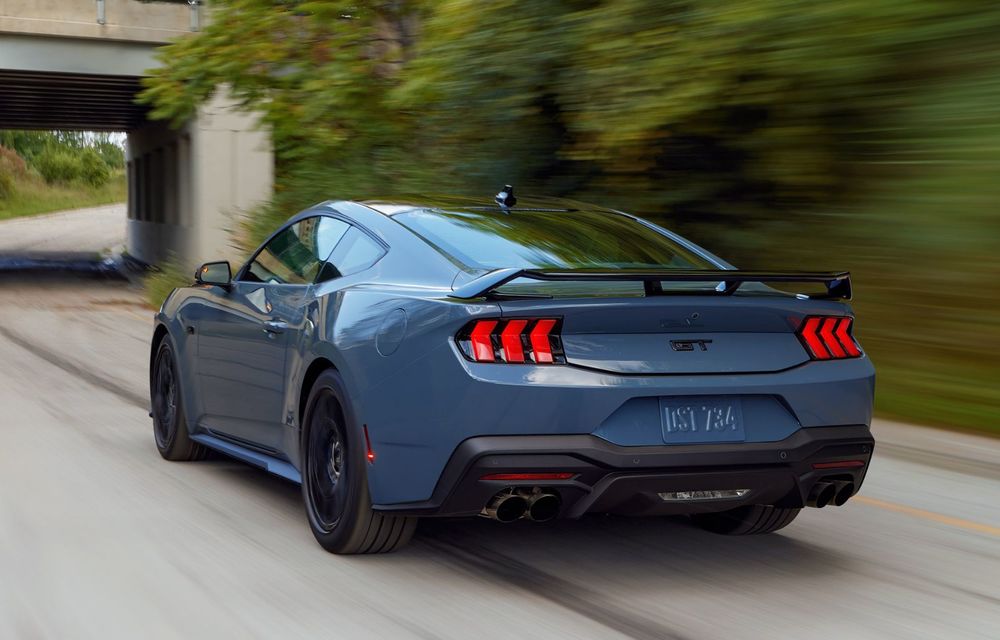 Ford prezintă noua generație Mustang: păstrează motorul V8 și cutia manuală - Poza 13