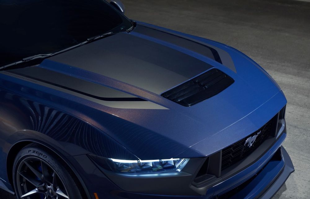 Noul Ford Mustang Dark Horse: motor V8 și îmbunătățiri pentru performanțe pe circuit - Poza 9