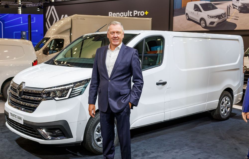 Renault Trafic primește o versiune electrică. Noul Van E-Tech are autonomie de 240 de kilometri - Poza 9