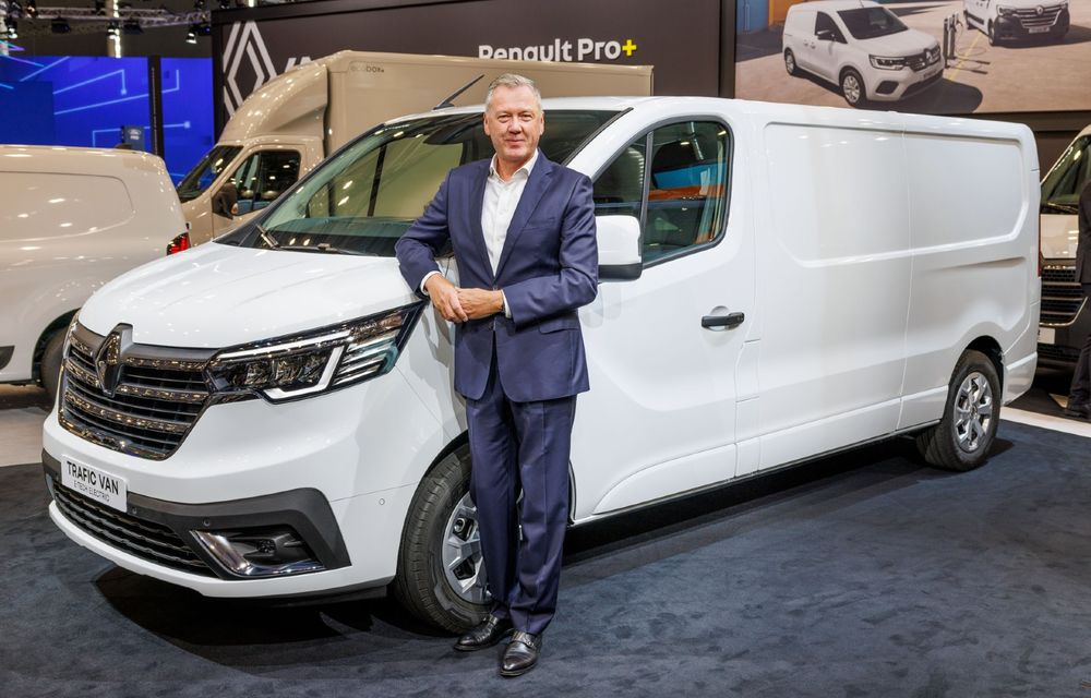 Renault Trafic primește o versiune electrică. Noul Van E-Tech are autonomie de 240 de kilometri - Poza 10
