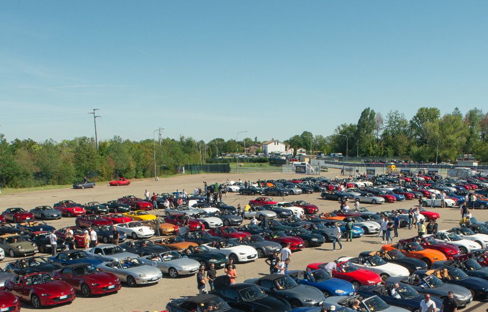 Întâlnire de Cartea Recordurilor: peste 700 de exemplare Mazda MX-5 au fost prezente la un eveniment special în Italia - Poza 17