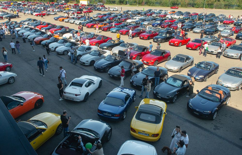 Întâlnire de Cartea Recordurilor: peste 700 de exemplare Mazda MX-5 au fost prezente la un eveniment special în Italia - Poza 18