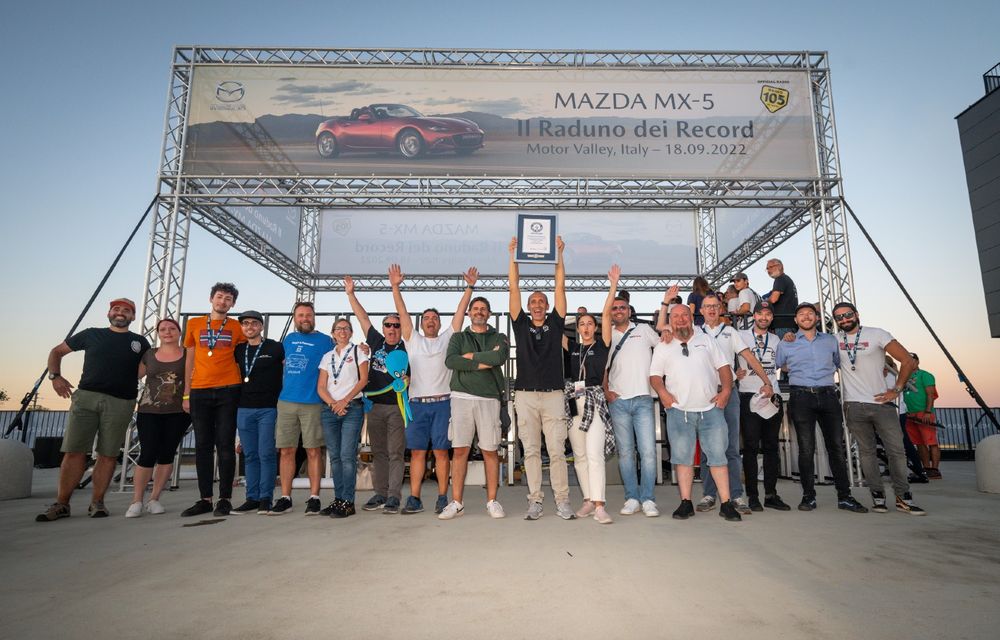 Întâlnire de Cartea Recordurilor: peste 700 de exemplare Mazda MX-5 au fost prezente la un eveniment special în Italia - Poza 92