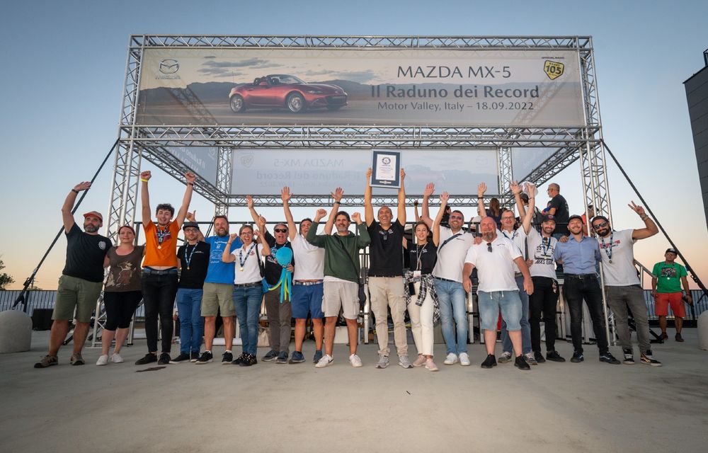 Întâlnire de Cartea Recordurilor: peste 700 de exemplare Mazda MX-5 au fost prezente la un eveniment special în Italia - Poza 93