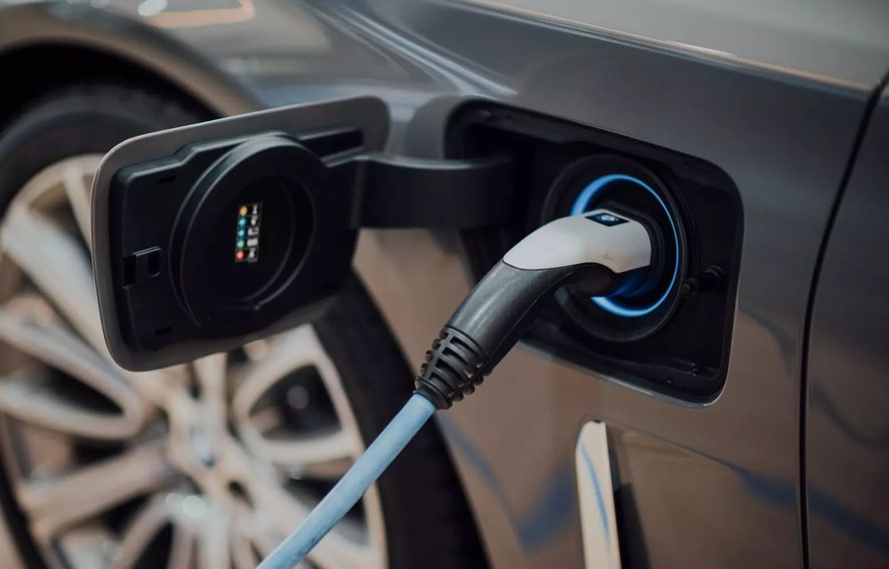 Bosch avertizează industria auto să nu parieze totul pe mașini electrice - Poza 1