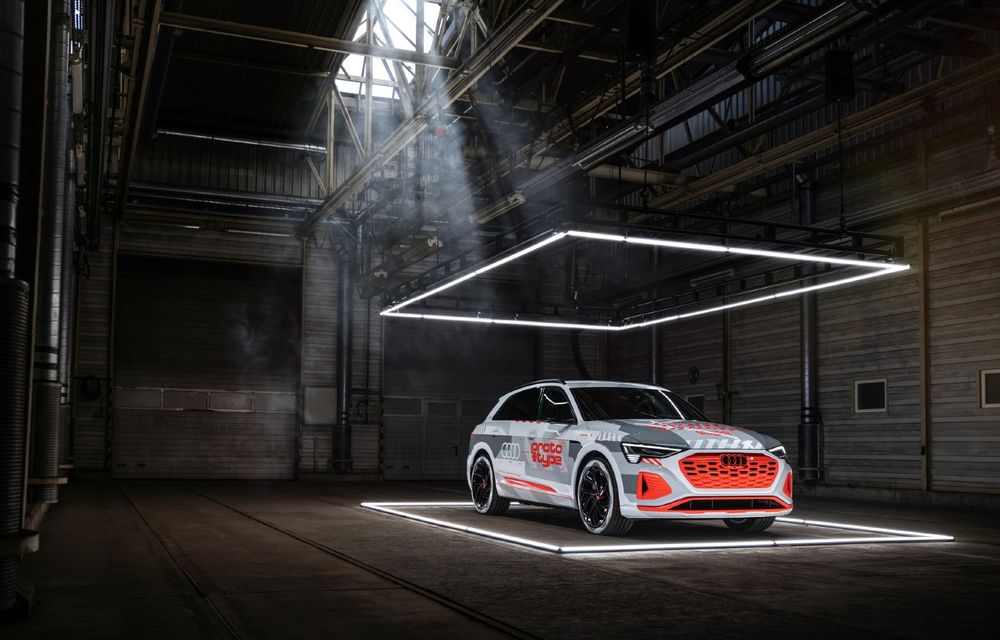 Primele imagini oficiale cu prototipul lui Audi e-tron facelift - Poza 3