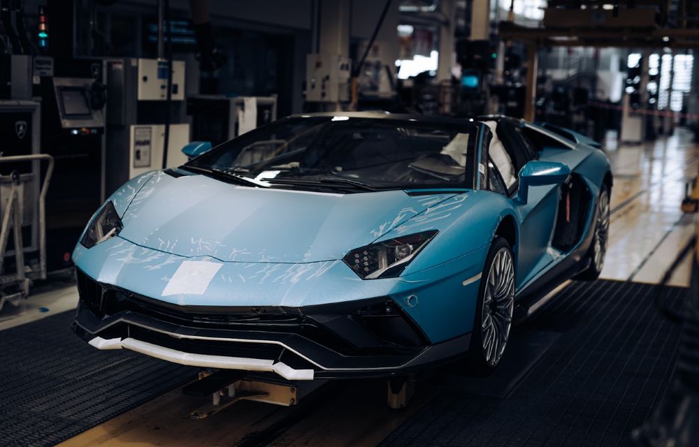 Adio, Lamborghini Aventador! Supercarul italian a ieșit din producție - Poza 30