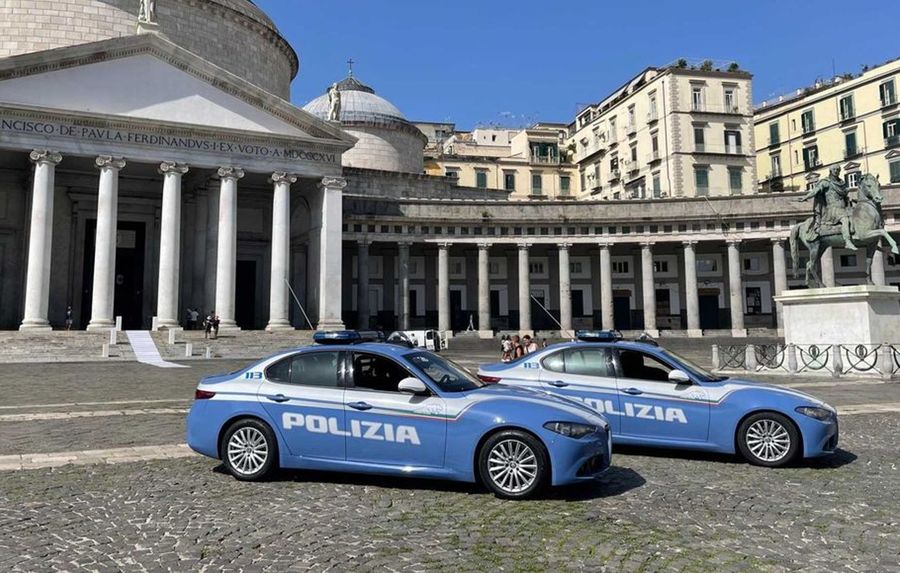 La polizia in Italia resta fedele all’Alfa Romeo: 450 esemplari di Giulia in “divisa”