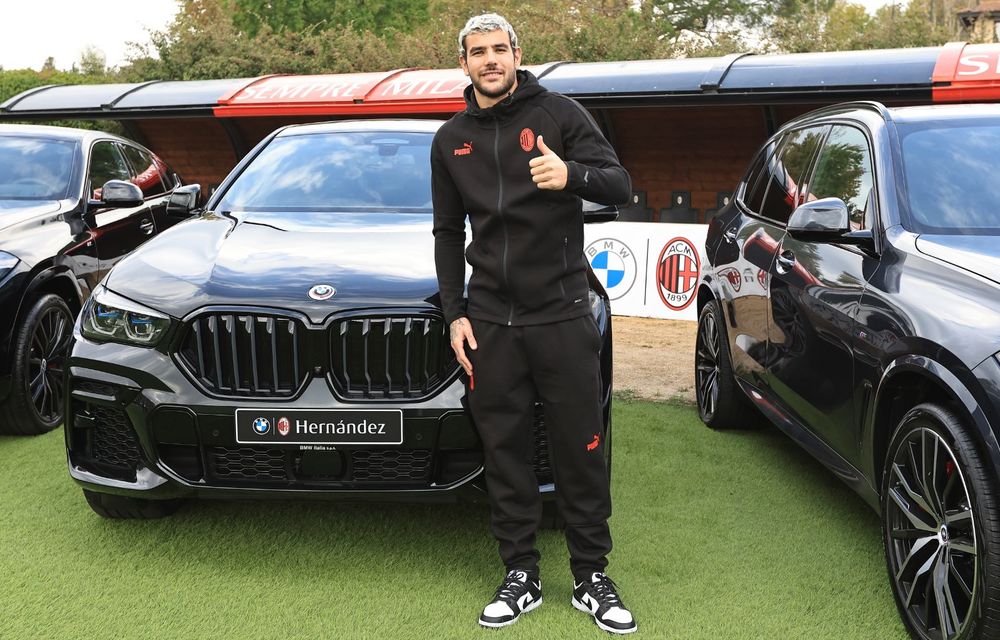Jucătorii echipei de fotbal AC Milan au primit mașini BMW. X6 a fost cea mai cerută mașină - Poza 9