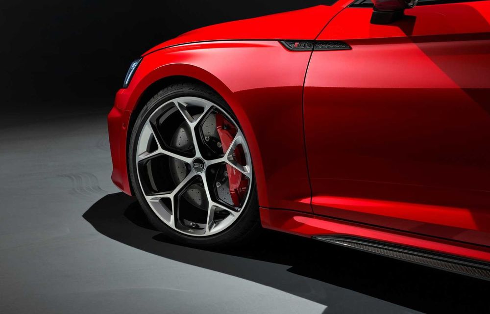 Audi lansează pachetele Competition și Competition Plus pentru RS 4 și RS 5 în Europa - Poza 11