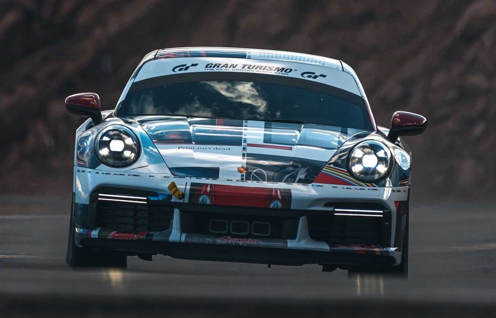 Porsche 911 Turbo S, record pentru mașinile de serie pe celebra urcare de la Pikes Peak - Poza 8