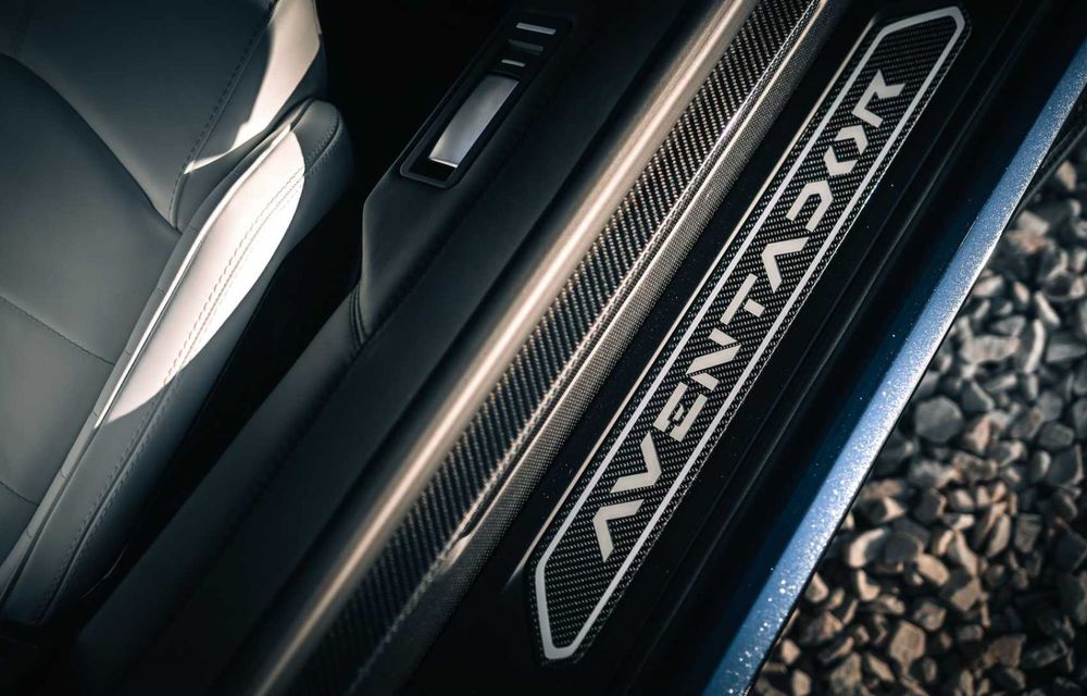Ultimul Lamborghini Aventador este un omagiu adus unicatului Miura Roadster - Poza 25