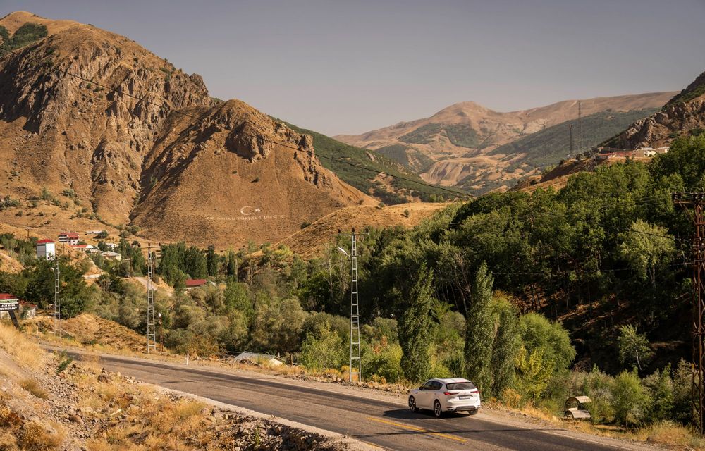 REPORTAJ: Am condus Mazda CX-60 pe cele mai periculoase drumuri din Turcia - Poza 46