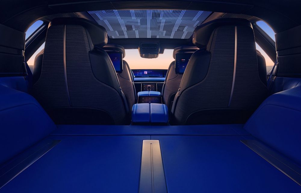 Versiunea de serie a conceptului Cadillac Celestiq: 608 CP și 483 km autonomie - Poza 9