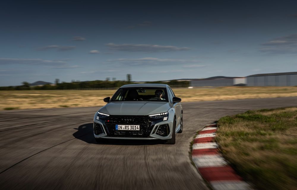 Noul Audi RS3 Performance: viteză maximă de 300 de km/h și producție de 300 de exemplare - Poza 93