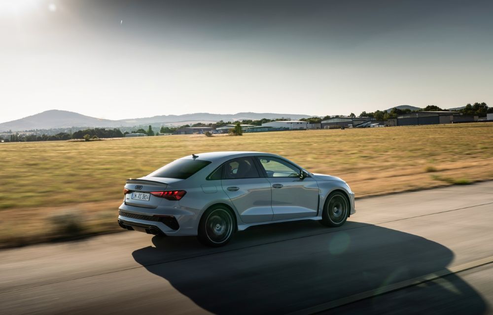Noul Audi RS3 Performance: viteză maximă de 300 de km/h și producție de 300 de exemplare - Poza 104