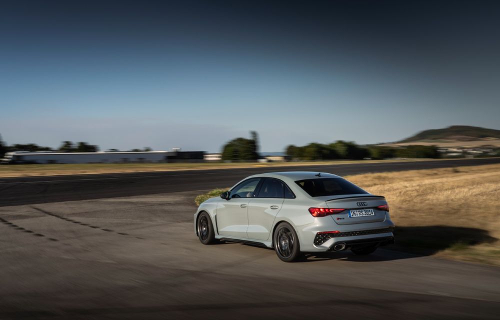 Noul Audi RS3 Performance: viteză maximă de 300 de km/h și producție de 300 de exemplare - Poza 105