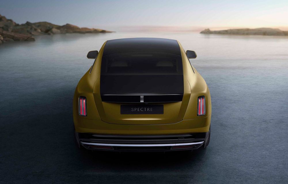 Rolls-Royce Spectre este primul model electric al mărcii: 520 kilometri autonomie - Poza 5
