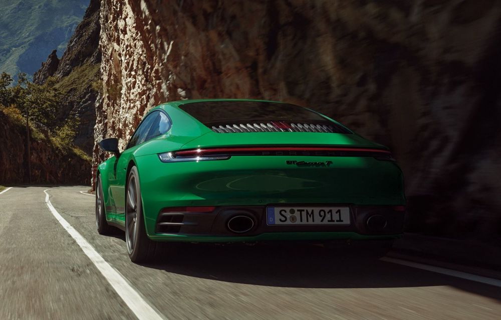 Un Porsche 911 pentru puriști: noul 911 Carrera T debutează cu transmisie manuală - Poza 6