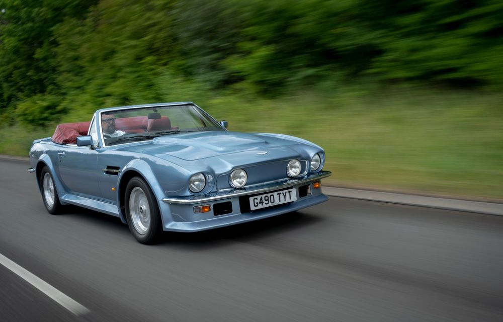 Legendarul Aston Martin V8 aniversează 50 de ani de la debut - Poza 6