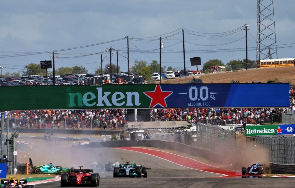 F1: Max Verstappen, victorie în SUA. Red Bull Racing ia titlul și la constructori - Poza 5