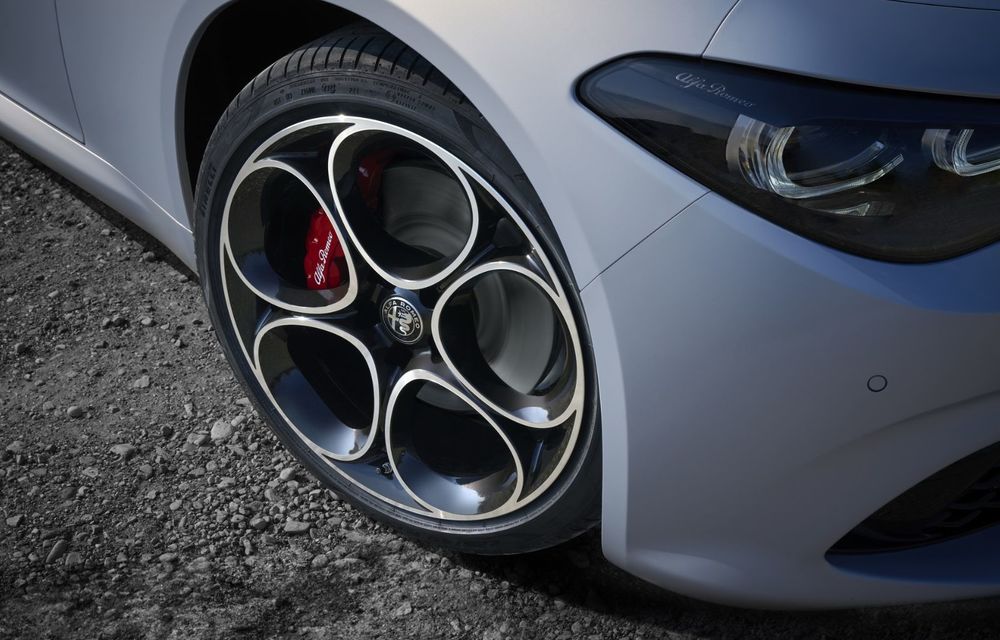 Alfa Romeo Giulia și Stelvio facelift: instrumentar de bord digital și ediție de lansare Competizione - Poza 10