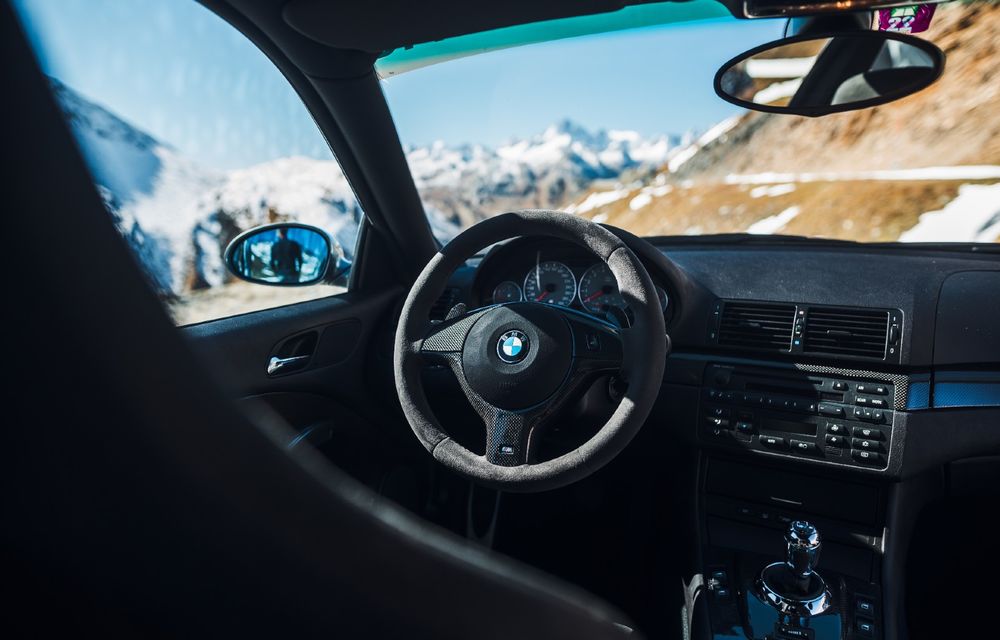 Întâlnire între tată și fiu: legendarele BMW M3 CSL și M4 CSL, față în față pe drumuri spectaculoase din Elveția - Poza 22