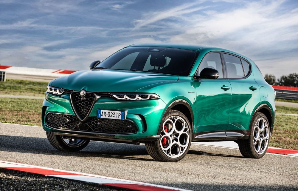 Imagini noi cu Alfa Romeo Tonale PHEV: 280 CP și până la 80 km autonomie electrică - Poza 1