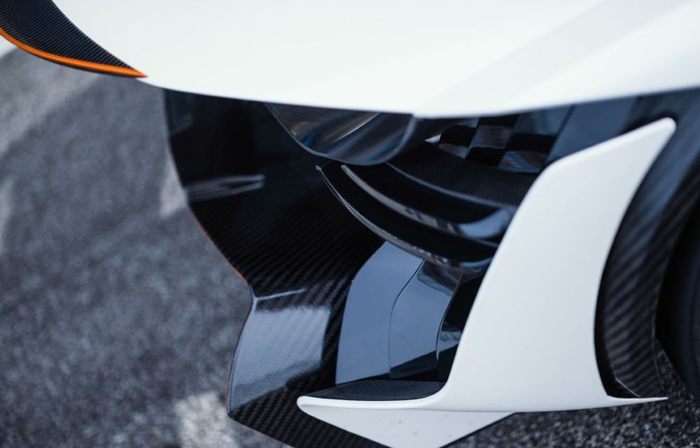 Cehii prezintă noul Praga Bohema, un prototip cu motor de Nissan GT-R și preț de 1.3 milioane de euro - Poza 38