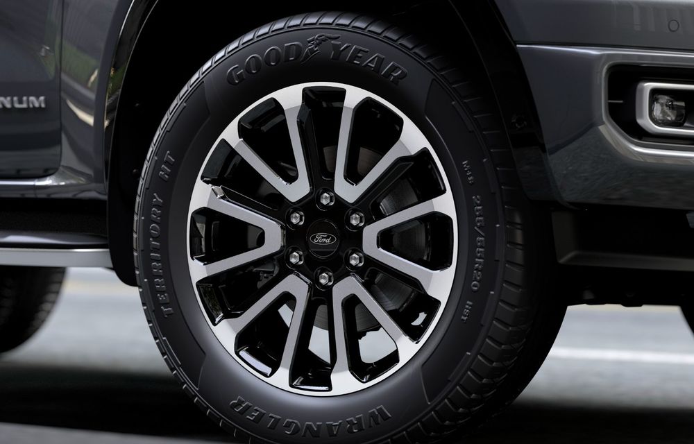Ford prezintă noul Ranger Platinum: dotări premium și motor turbodiesel cu 240 CP - Poza 13