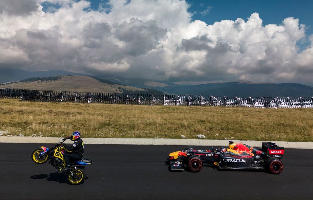 ULTIMA ORĂ: Red Bull a dus monopostul de Formula 1 pe Transalpina - Poza 19