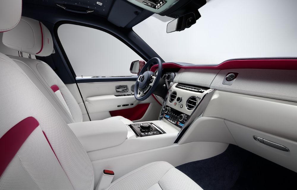 Noul Rolls-Royce Cullinan – Inspired by Fashion: plafon înstelat chiar și în portbagaj - Poza 12