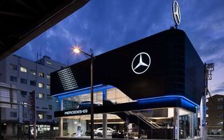 Mercedes-Benz deschide primul său showroom exclusiv pentru mașini electrice