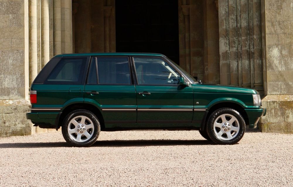 Istoria modelului Range Rover: cum a evoluat de la un SUV umil cu 3 uși, la o limuzină 4x4 - Poza 35