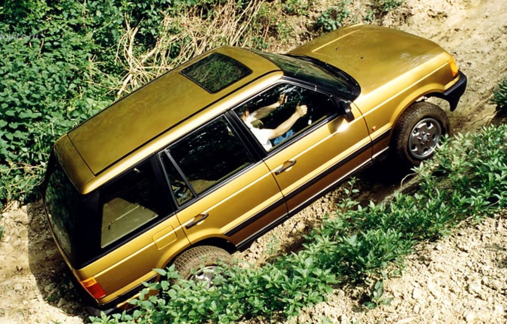 Istoria modelului Range Rover: cum a evoluat de la un SUV umil cu 3 uși, la o limuzină 4x4 - Poza 36