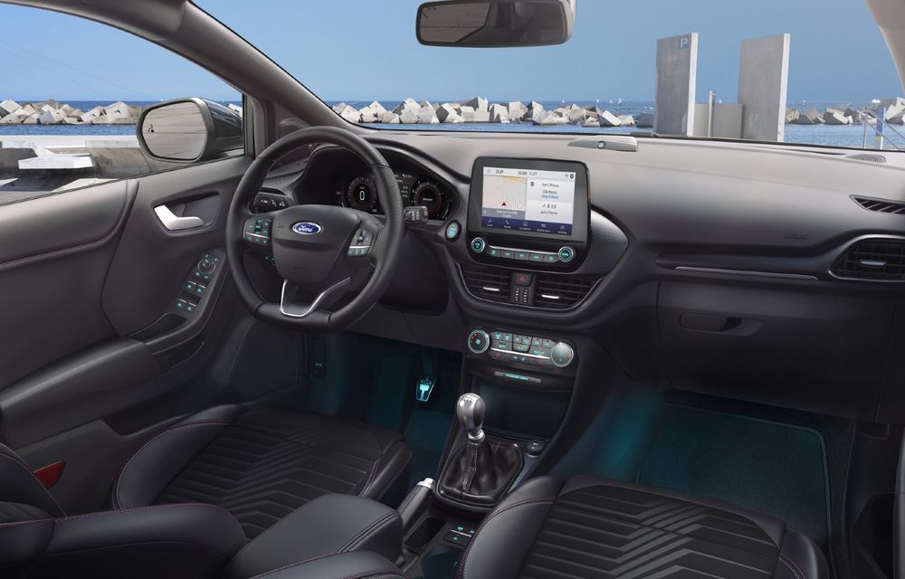 Noul Ford Puma Vivid Ruby Edition aduce o culoare specială și accente negre - Poza 4