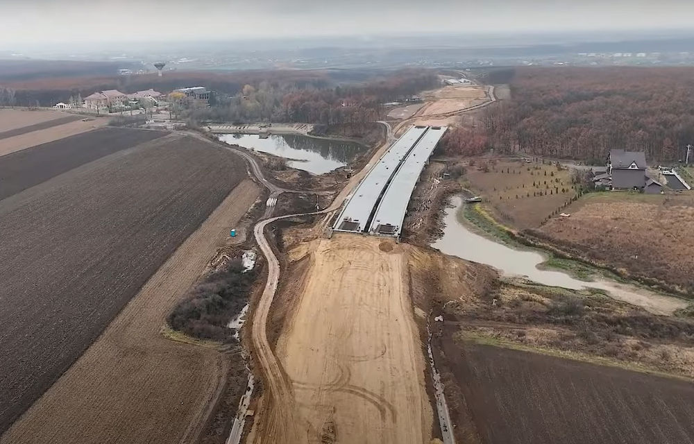 Video din dronă cu tronsonul 3 al Drumului Expres Craiova-Pitești. Ar putea fi inaugurat în 2023 - Poza 1