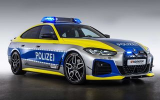 BMW i4 ajunge mașină de poliție. Electrica a fost pregătită de AC Schnitzer