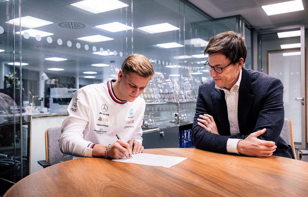 OFICIAL: Mick Schumacher va fi pilot de rezervă la Mercedes în 2023 - Poza 4