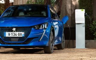 Peugeot va lansa 5 versiuni electrice noi ale actualelor modele până în 2025