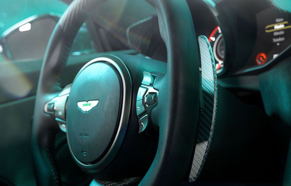Aston Martin prezintă cel mai puternic DBS din istorie: 770 CP și producție limitată - Poza 11