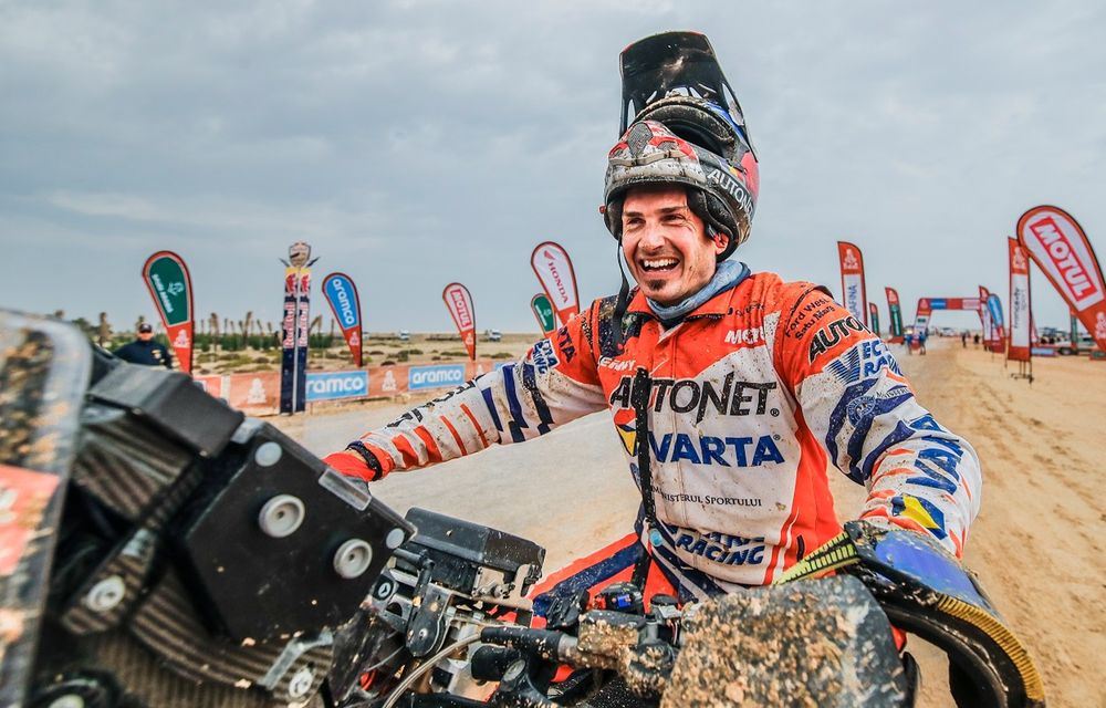 Mani Gyenes termină cea mai dură ediție a Raliului Dakar pe locul 11 - Poza 1
