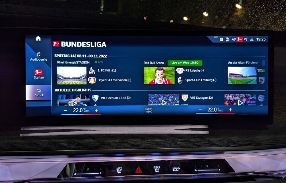 PREMIERĂ: BMW Seria 7 aduce fotbalul din Bundesliga pe ecranul sistemului multimedia - Poza 3