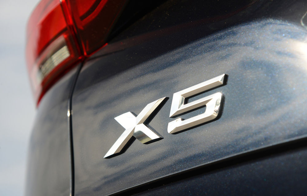 Noul BMW X5 facelift: primele imagini cu farurile și stopurile SUV-ului - Poza 1