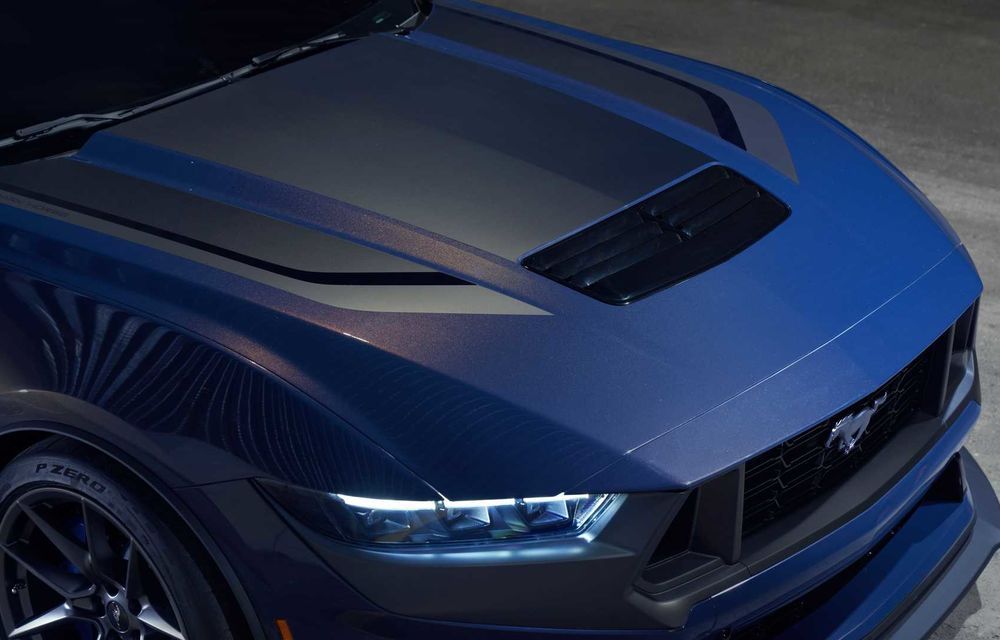 Noul Ford Mustang Dark Horse: primele imagini cu interiorul modelului american - Poza 2