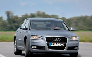 Audi A8, mașina cu cei mai mulți kilometri falsificați în 2022, pe piața second-hand